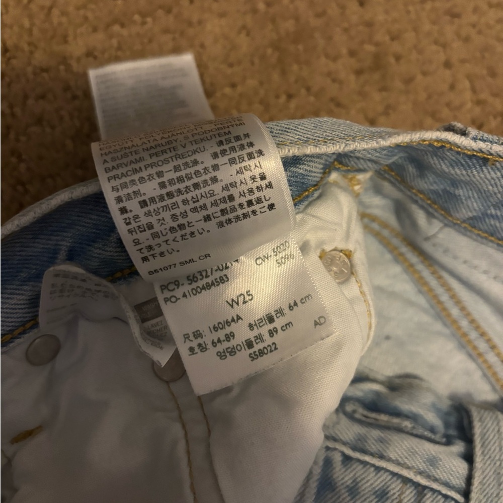 LEVI 501 SHORTS - Picture 4 of 5